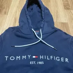 TOMMY HILFIGERトミーヒルフィガーパーカー(M)