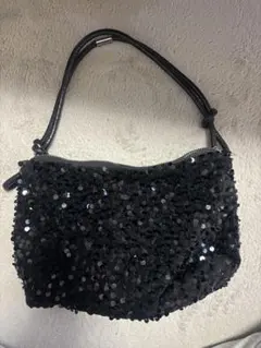 スパンコール 黒 クラッチバッグ
