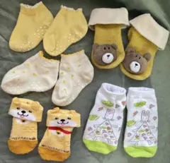 ベビー靴下 3セット 古着 乳幼児用 可愛いくつ下 9cm～13cm