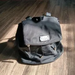 kate　spadeブラックナイロンリュック ハート模様内装