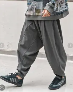 Osharewalker アシメ配色サルエルデニムパンツ≪kOhAKU≫ 072 - メルカリ