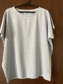 無印良品　半袖Tシャツ　Ｍ〜Ｌ