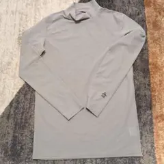 マンシングウェア　メッシュゴルフインナーシャツ　ハイネックTシャツ