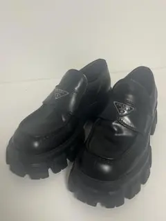 2026年最新】prada ローファー モノリスの人気アイテム - メルカリ