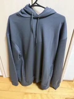 GU グレー フード付きパーカー