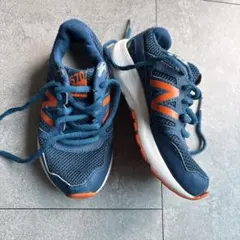 New Balance 570 ネイビー/オレンジ スニーカー17cm