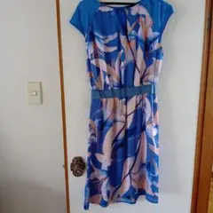 ＳIＳLEＹの花柄ワンピースＭsizeのサムネイル