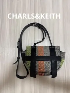 【チャールズ&キース】カラフルメッシュショルダーバッグ