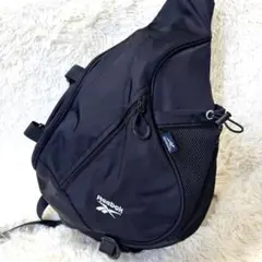 【極美品】Reebok 3WAY ボディバッグ 大容量20L 黒のサムネイル
