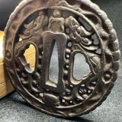 【揚羽蝶紋透鍔 鉄地】 鍔 鐔 刀装具 日本刀 武具 骨董 アンティーク 揚羽蝶紋透鍔 鉄地】 鍔 鐔 刀装具 日本刀 武具 骨董 アンティーク