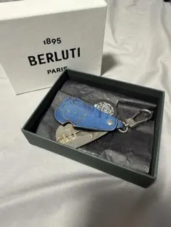 Item thumbnail for item a9a456c5-2743-413c-90b4-af6b1e7e6f92