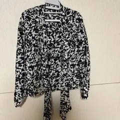 ZARAレディース　白黒アニマルプリント長袖シャツ