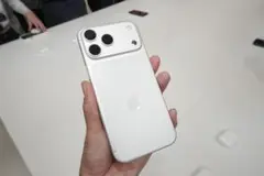 ⭐︎19日当日発送⭐︎iPhone17pro 256GB シルバー　SIMフリー