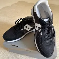 サッカニー　シャドウ　ブラック×ホワイト　US9 27㎝