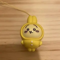 ちいかわ うさぎ 着ぐるみ マスコット ストラップ　パジャマ