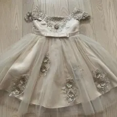 オフショルダー フォーマルドレス クリーム色