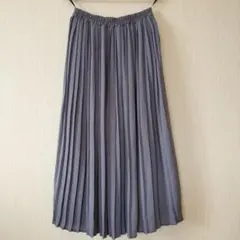 プリーツスカート