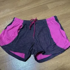 G-flt グレーとピンクのショートパンツ/ランニングのサムネイル