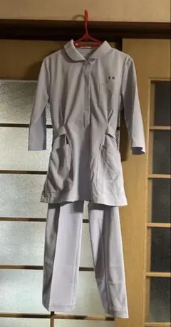 Item thumbnail for item 05619800-9d7e-4cdc-b2f0-59d9f5763f9b