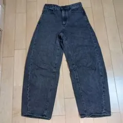 GU ダークグレー バレルレッグジーンズ 丈標準 Sサイズ