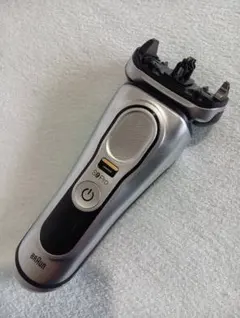 BRAUN S9 PRO+ メンズ電気シェーバー 本体のみ - メルカリ