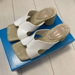 Lily brown スクエアトゥ サンダル 靴のサムネイル