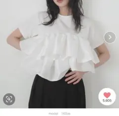 【新品タグ付き】LIAN シャイニーフリルTシャツ ホワイトのサムネイル