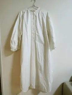 COS ポプリンワンピース