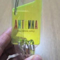 Mrs.GREENAPPLE　ANTENNA フック型キーホルダー