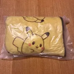 2025年最新】ピカチュウクッションの人気アイテム - メルカリ