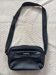 KANGOL ブラック ショルダーバッグ