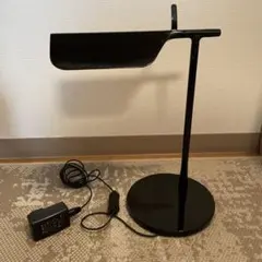 flos テーブルライト