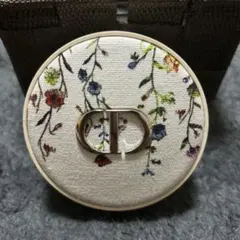 ディオールスキン フォーエヴァークッションパウダー(ミレフィオリ)