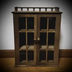 ドールハウス型キャビネット　アンティーク　ハロウィン　ブライス　シェルフ　棚