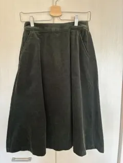 ユニクロ コーデュロイ フレアスカート ダークグリーン Mサイズ 美品
