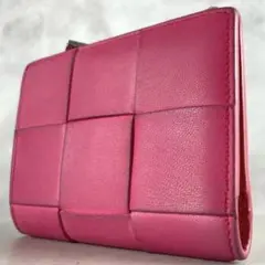 【人気モデル】 ボッテガヴェネタ 折り財布 カセット ピンク イントレ レザー