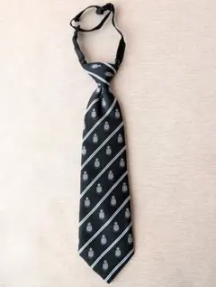 【新品未使用】子供用ワンタッチネクタイ　キッズ　　黒ストライプ全長約28.5cm