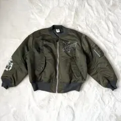 RNA ブルゾン　MA-1 カーキ　Ｍサイズ 唇　刺繍