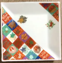 前畑陶器（庫山窯）伝統的な美濃焼の角皿（銘々皿・取皿）　吉祥文様　和食器のサムネイル