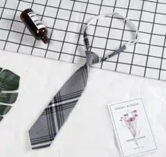 グレーチェック柄　調整可能　キッズネクタイ
