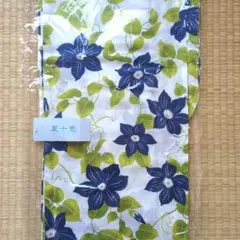 Mサイズ 浴衣 白地に青と緑の花柄