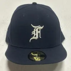 ESSENTIALS×New Era エッセンシャルズキャップ