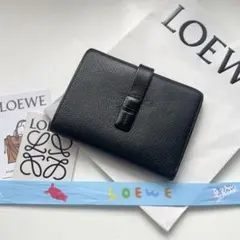 456 美品 LOEWE ロエベ 2つ折り財布のサムネイル