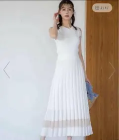【新品未使用タグ付き】NOELA 襟付きニットワンピ　ノエラ　ホワイト　Sのサムネイル