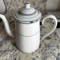 フランス アンティーク コーヒーポット ガーデングッズ - メルカリ