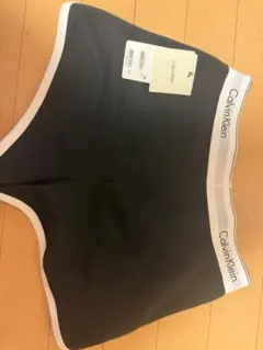 Calvin Klein 正規品ショートパンツ Sサイズのサムネイル