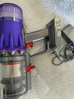 ダイソン Dyson 純正sv18スティッククリーナー 本体 充電器付きのサムネイル