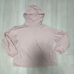 UNIQLO ウィンドブレーカー