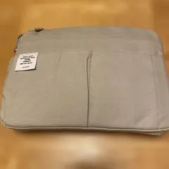 デルフォニックス　ポーチ