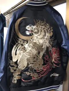 虎と雲刺繍のスカジャン